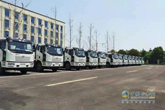 FAW Jiefang Delivers 50 Units Sanitation Trucks to its Customers