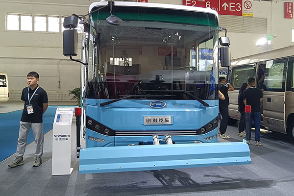 Trucks Exhibited at 2024 Beijing International Exhibition on Buses, Trucks & Components 