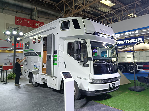 Trucks Exhibited at 2024 Beijing International Exhibition on Buses, Trucks & Components 