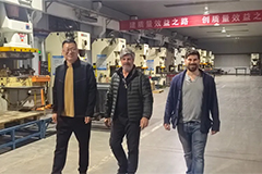 Victory Auto Huaihai Engine Signs Long-term Partnership with Uruguayan Client