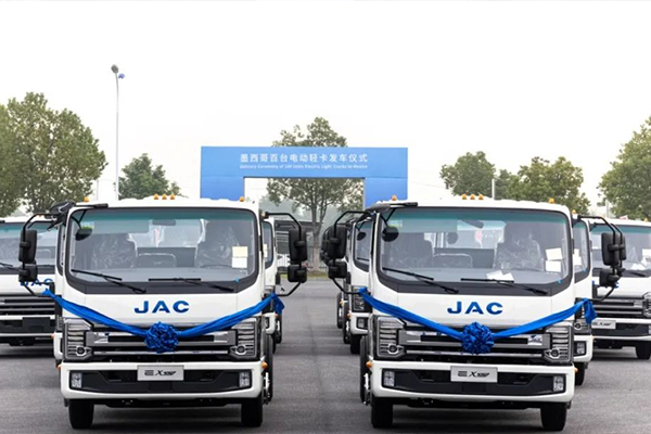 JAC Motors Delivers 100 Electric Light Trucks to Mexico